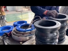 2 kali Tekanan Tee Bellows Rubber Expansion Joint Untuk Aplikasi Tekanan